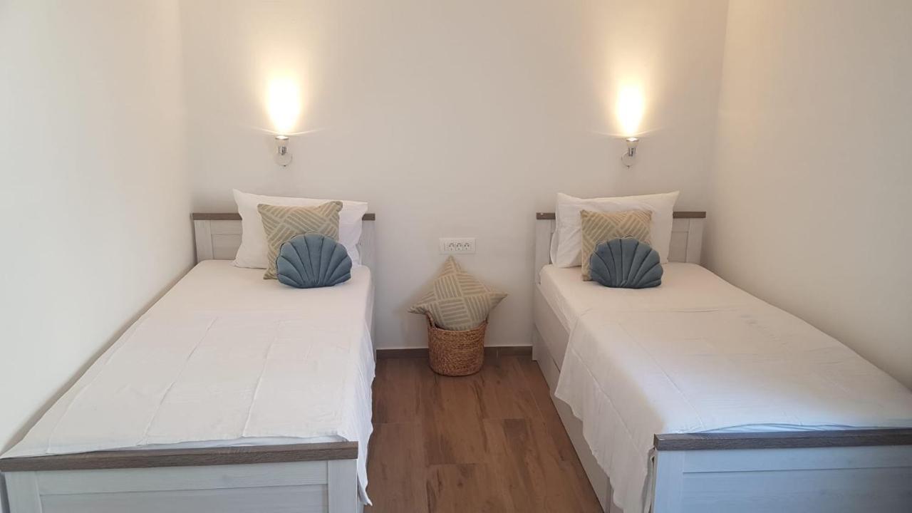 Pina Tourist Apartments Водице Экстерьер фото